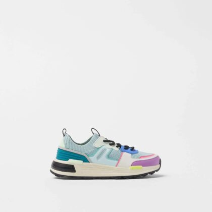 Sock-style sneakers