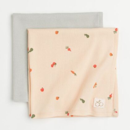 Set of 2 baby blankets made of cotton
